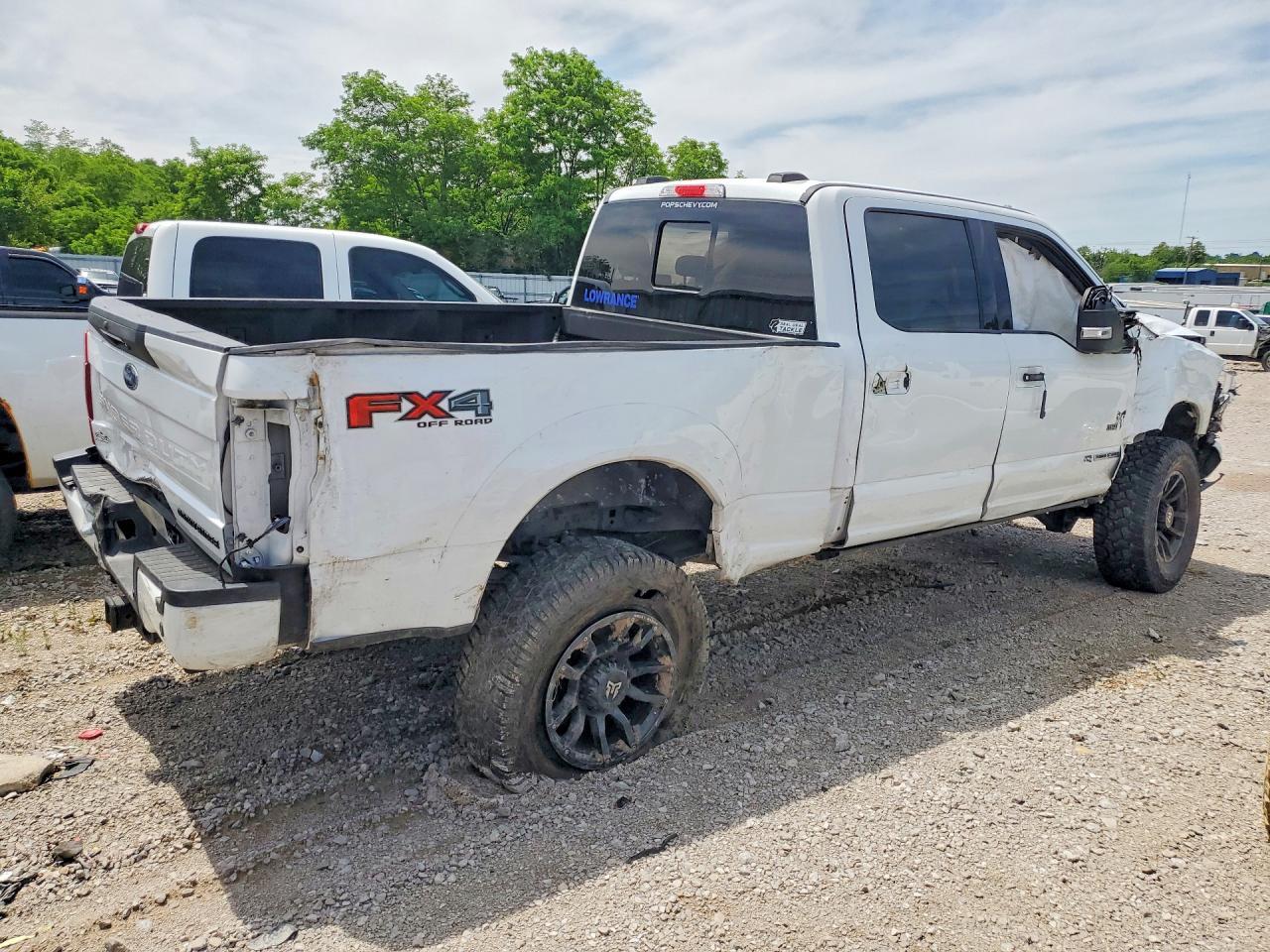 2021 Ford F250 Super Duty - Фото 3