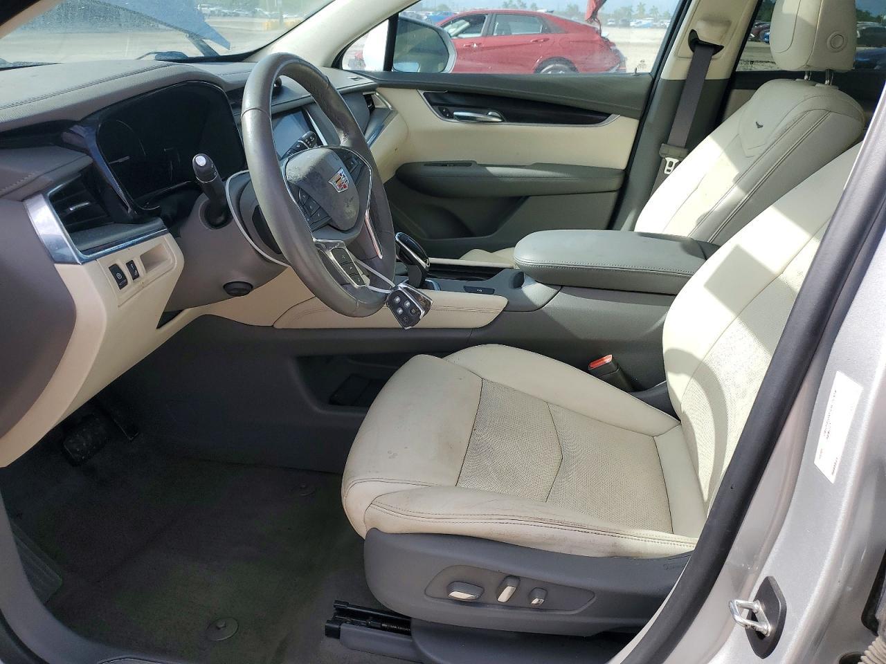 2019 Cadillac Xt5 Luxury - Image 7