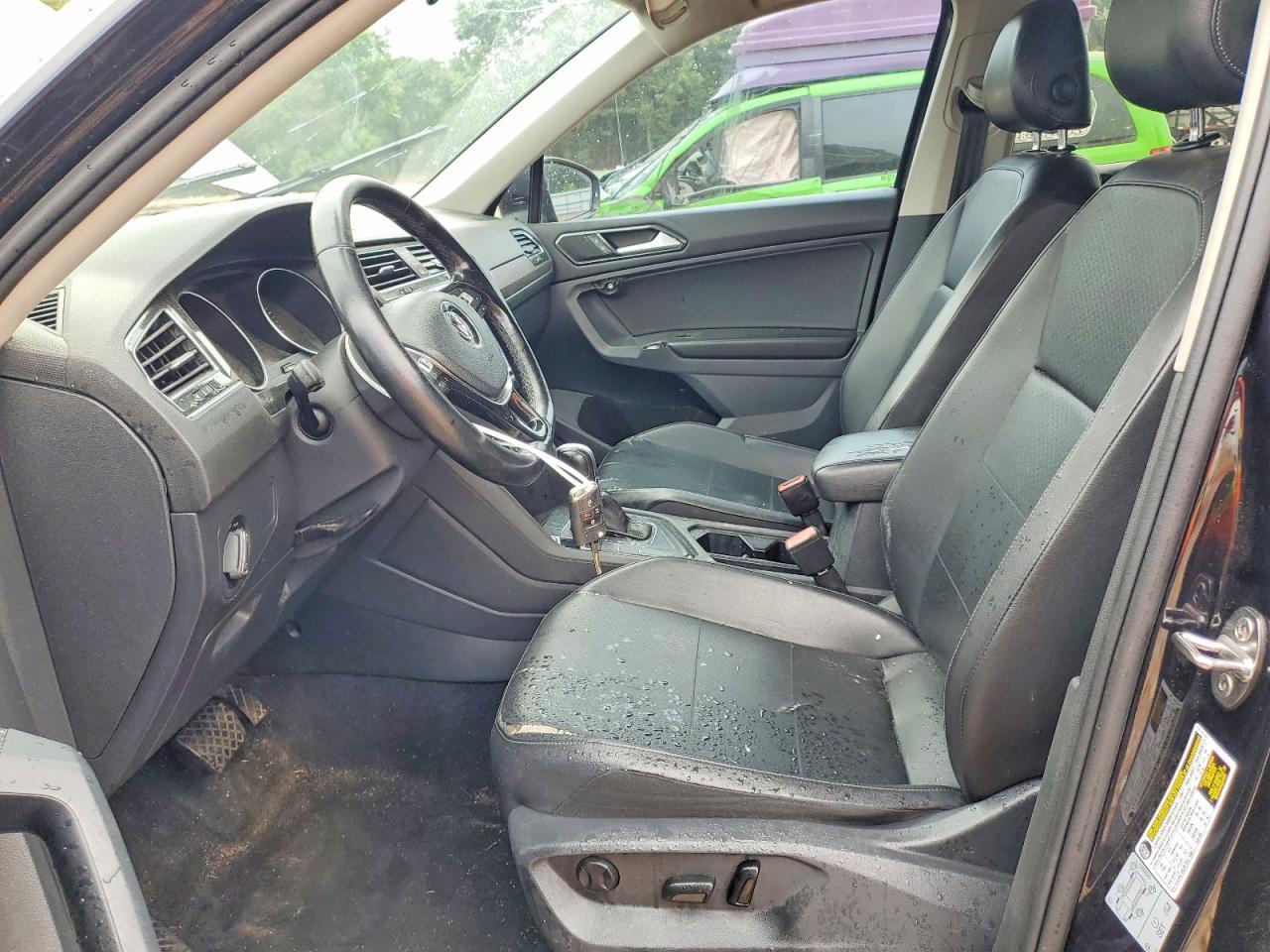 2018 Volkswagen Tiguan - Image 7