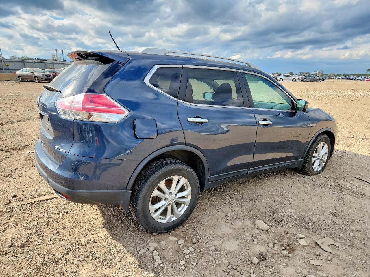 2015 Nissan Rogue Sv - Фото 3