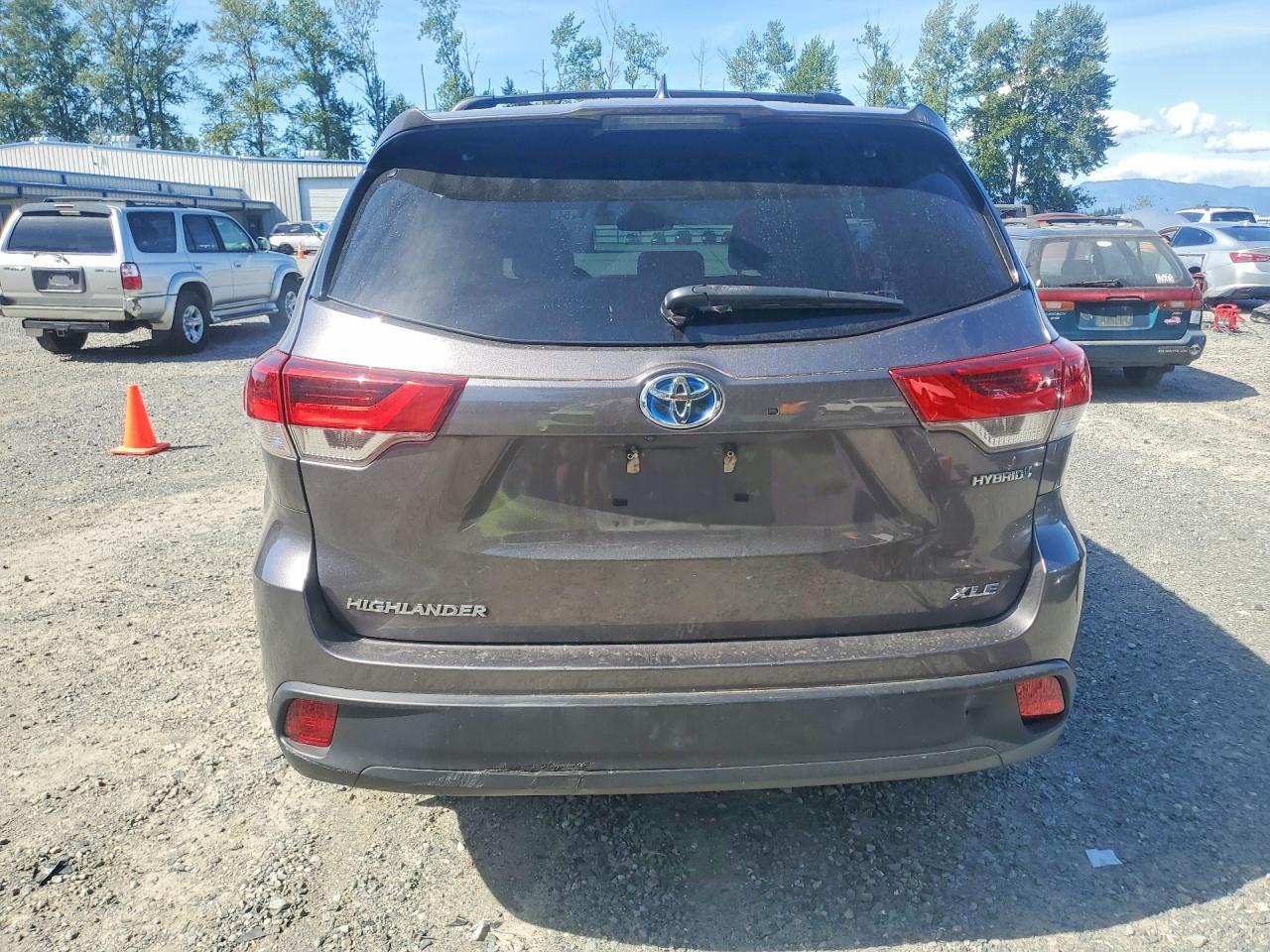 2019 Toyota Highlander Hybrid Xle - Image 6