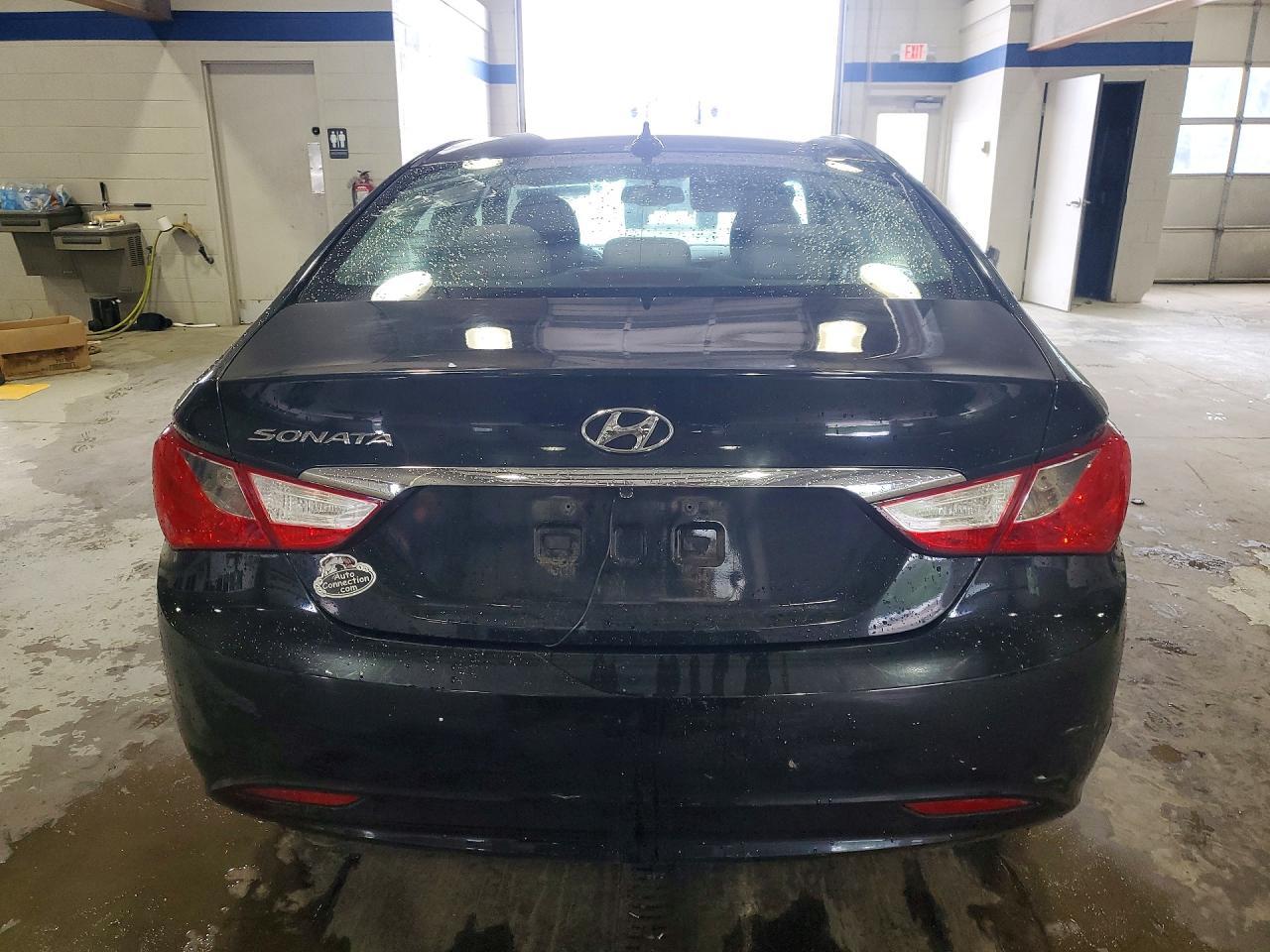 2013 Hyundai Sonata Gls - Image 6