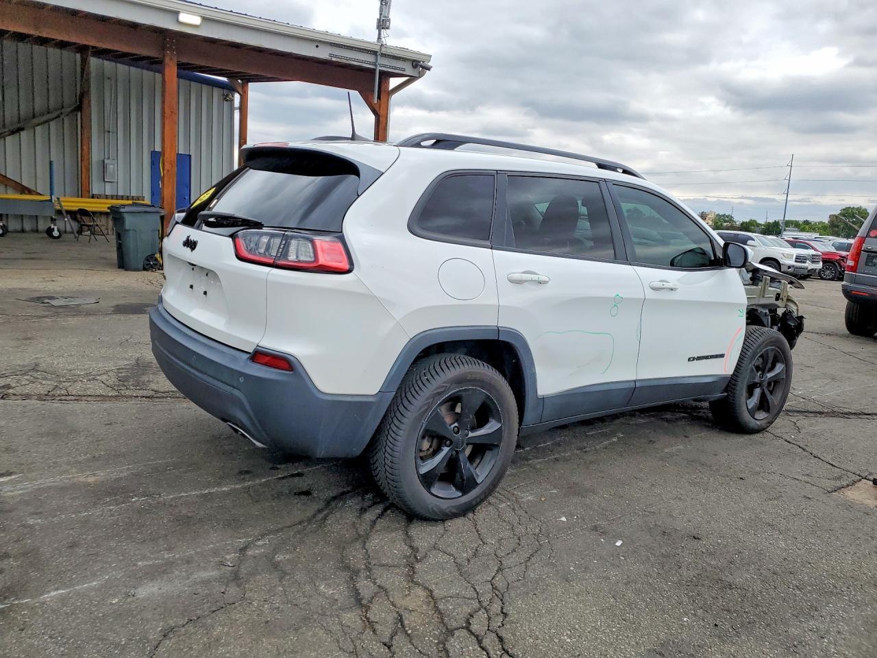 2019 Jeep Cherokee Latitude Plus - Фото 3