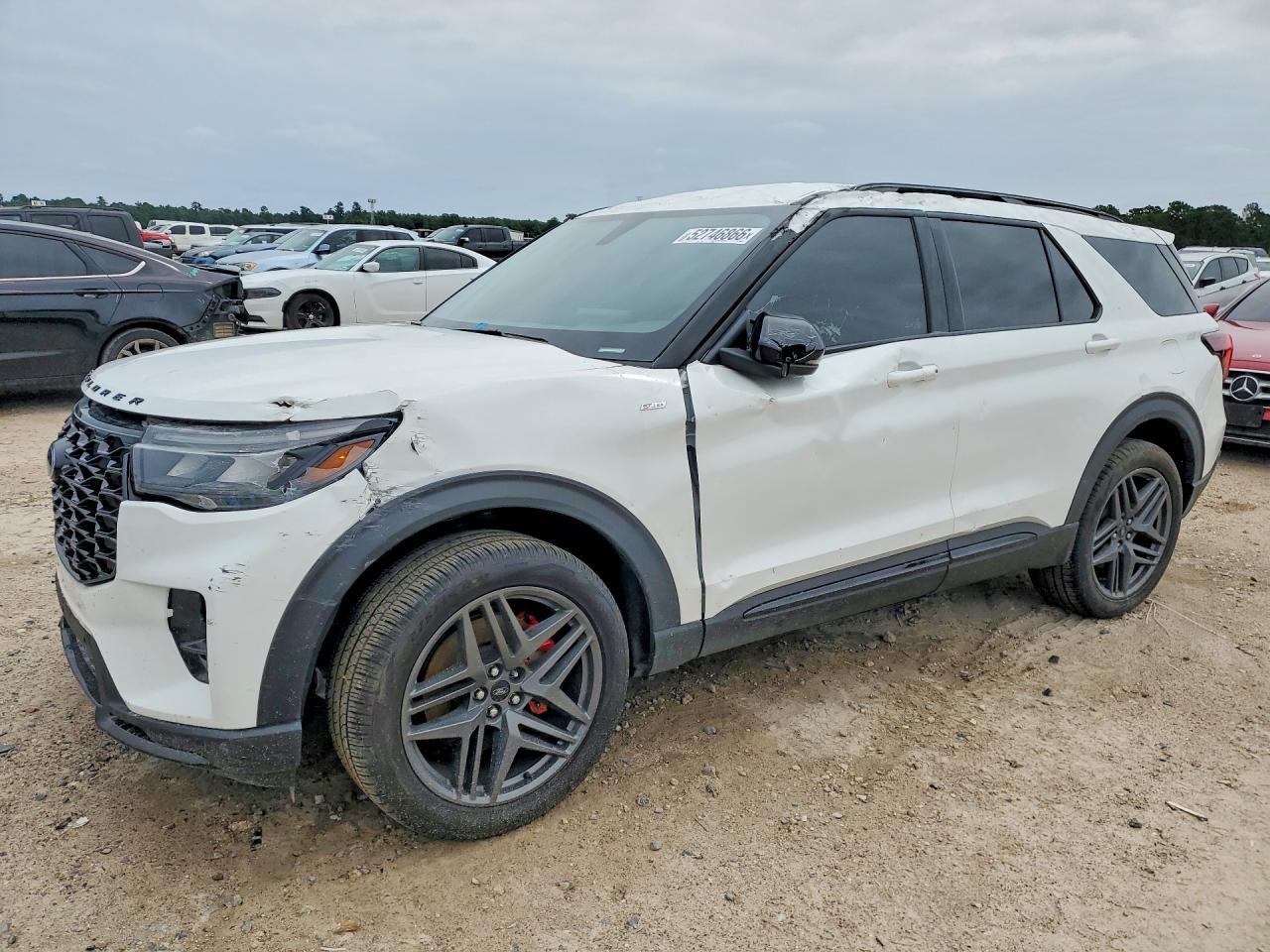 2025 Ford Explorer St-Line