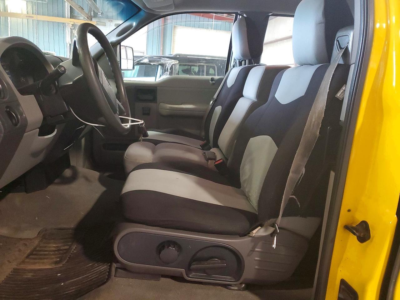 2004 Ford F150 - Фото 7