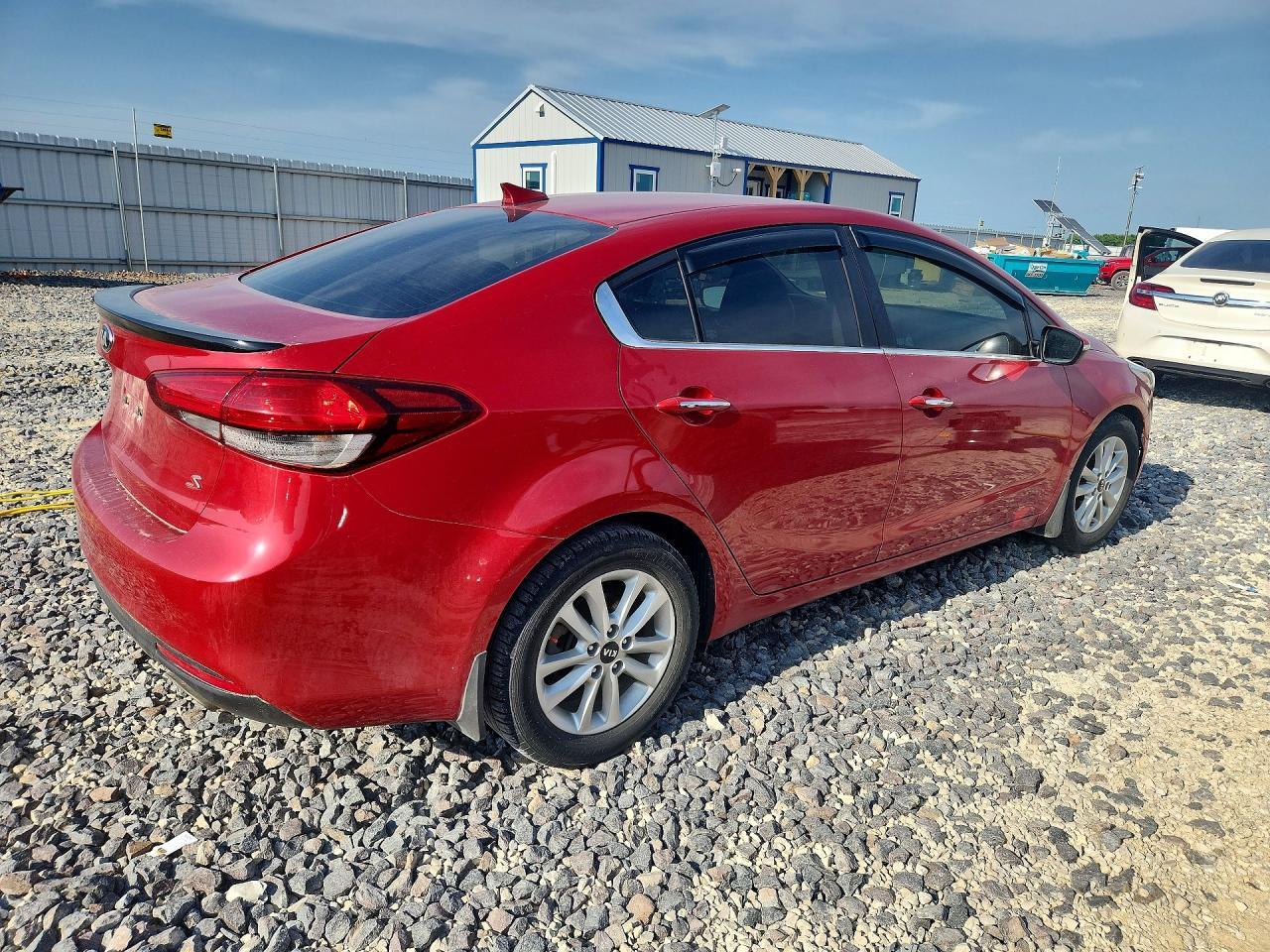 2017 Kia Forte S - Фото 3