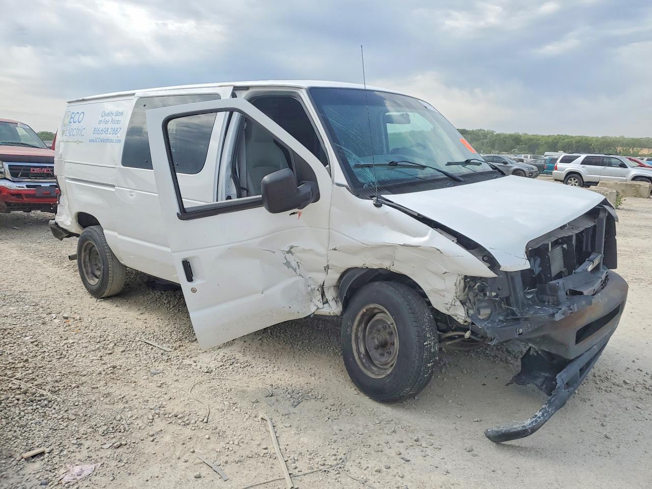 2013 Ford Econoline E150 Van - Фото 4