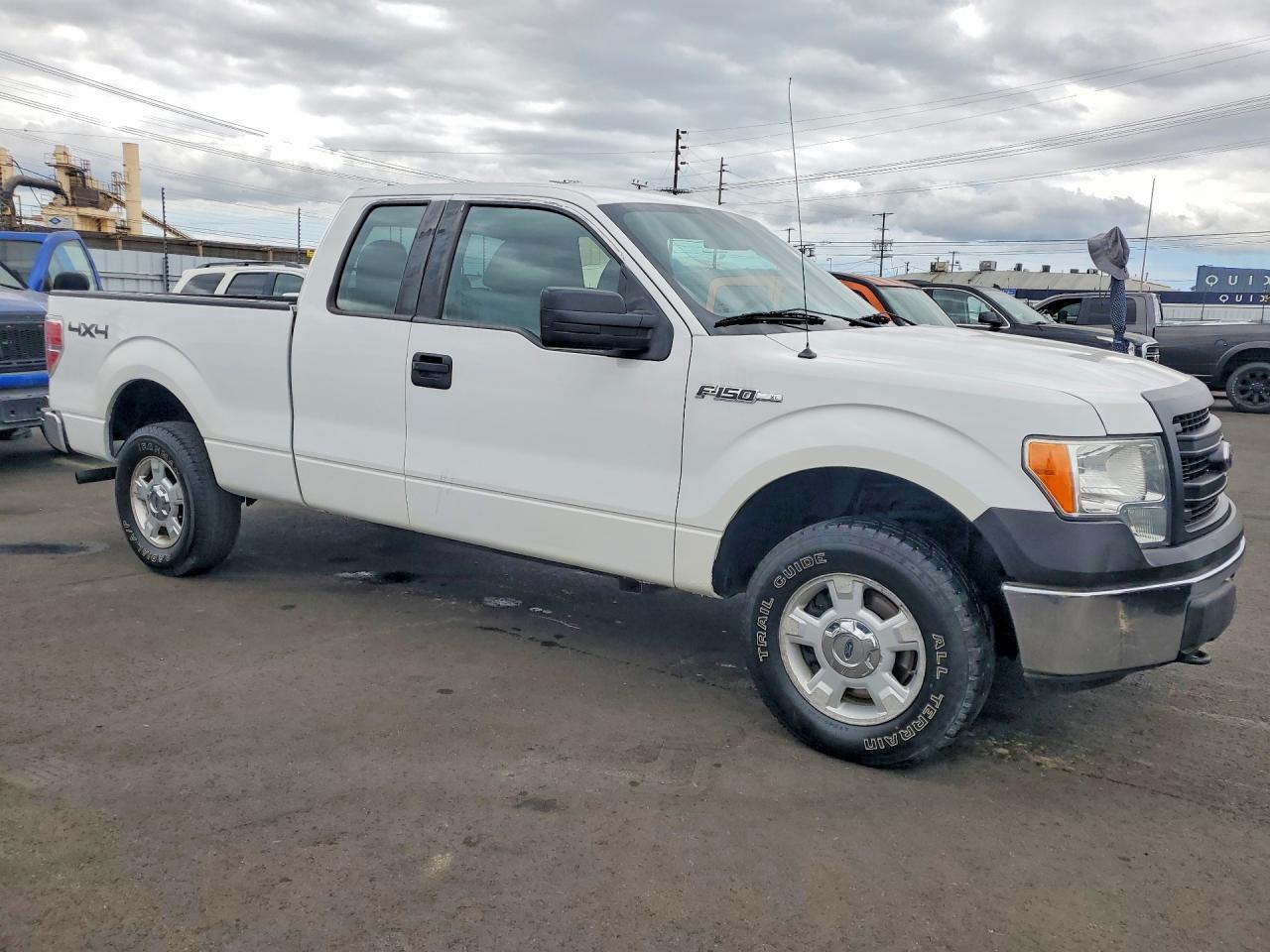 2014 Ford F150 Super Cab - Фото 4