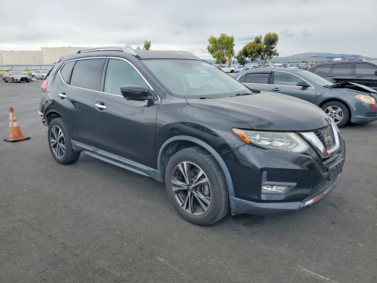 2017 Nissan Rogue Sl - Image 4