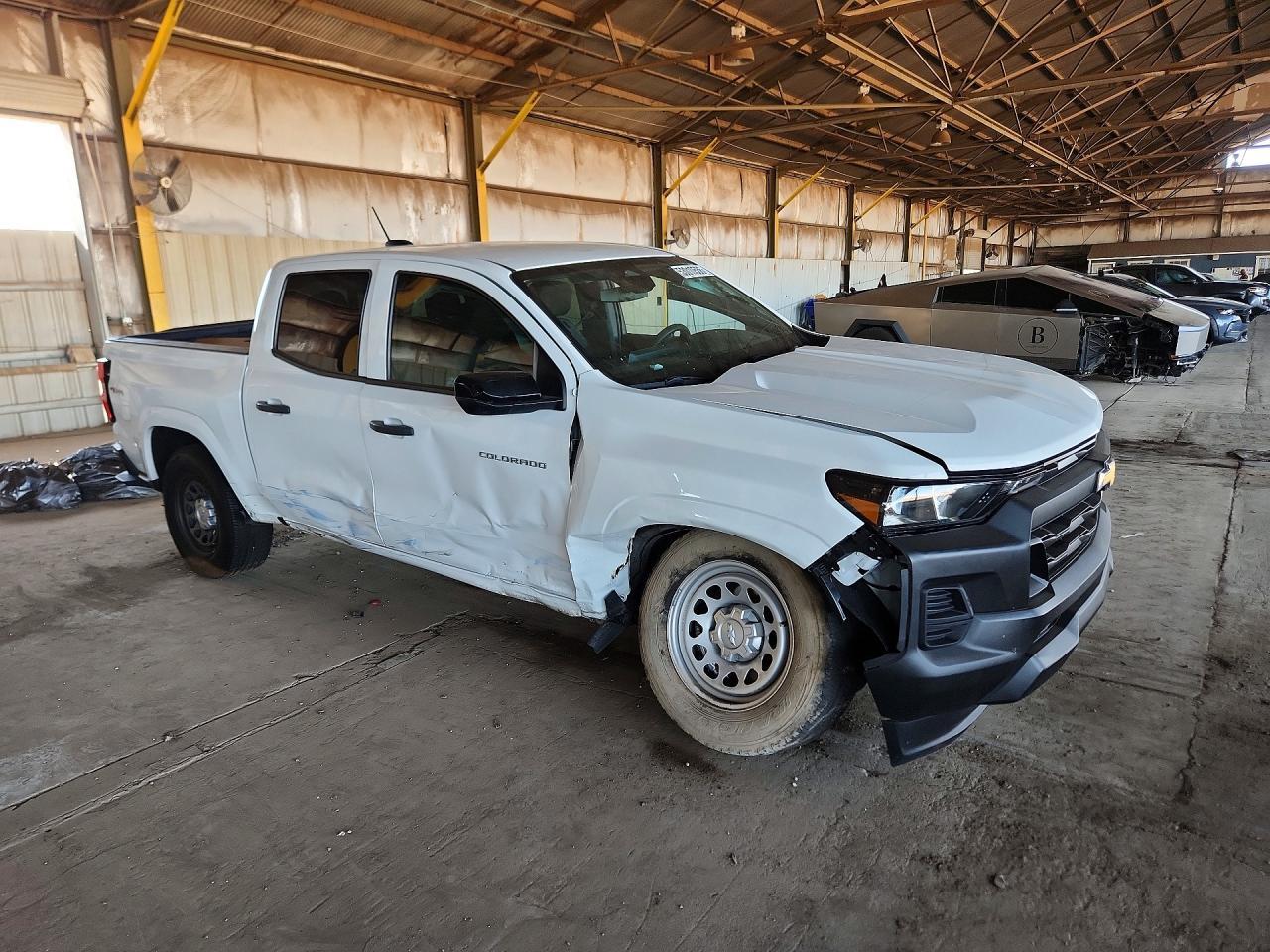 2023 Chevrolet Colorado - Image 4