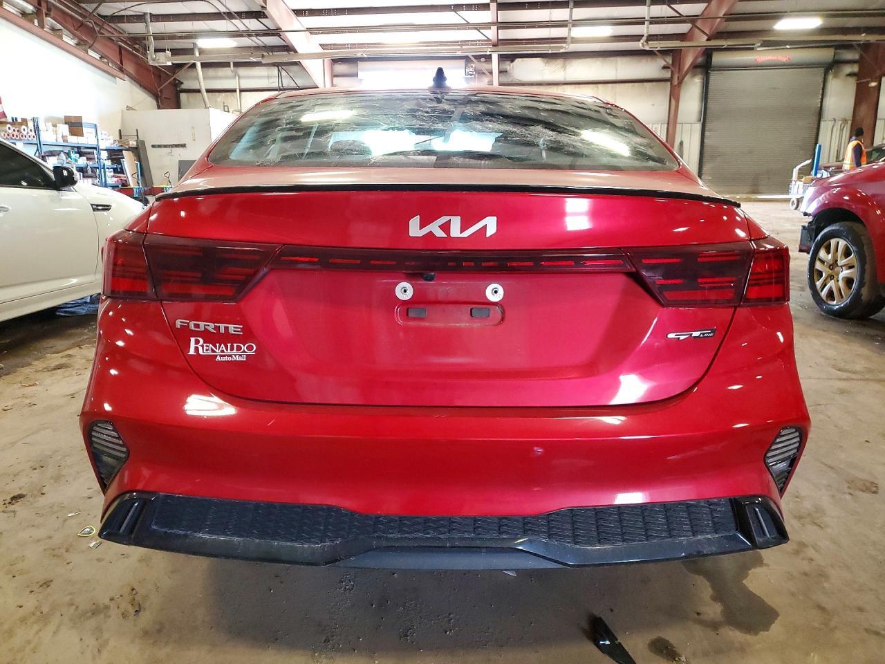 2024 Kia Forte Gt Line - Фото 6