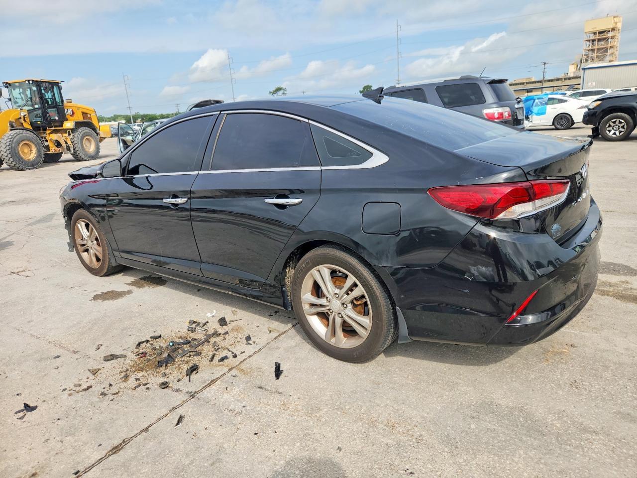 2018 Hyundai Sonata Limited - Image 2