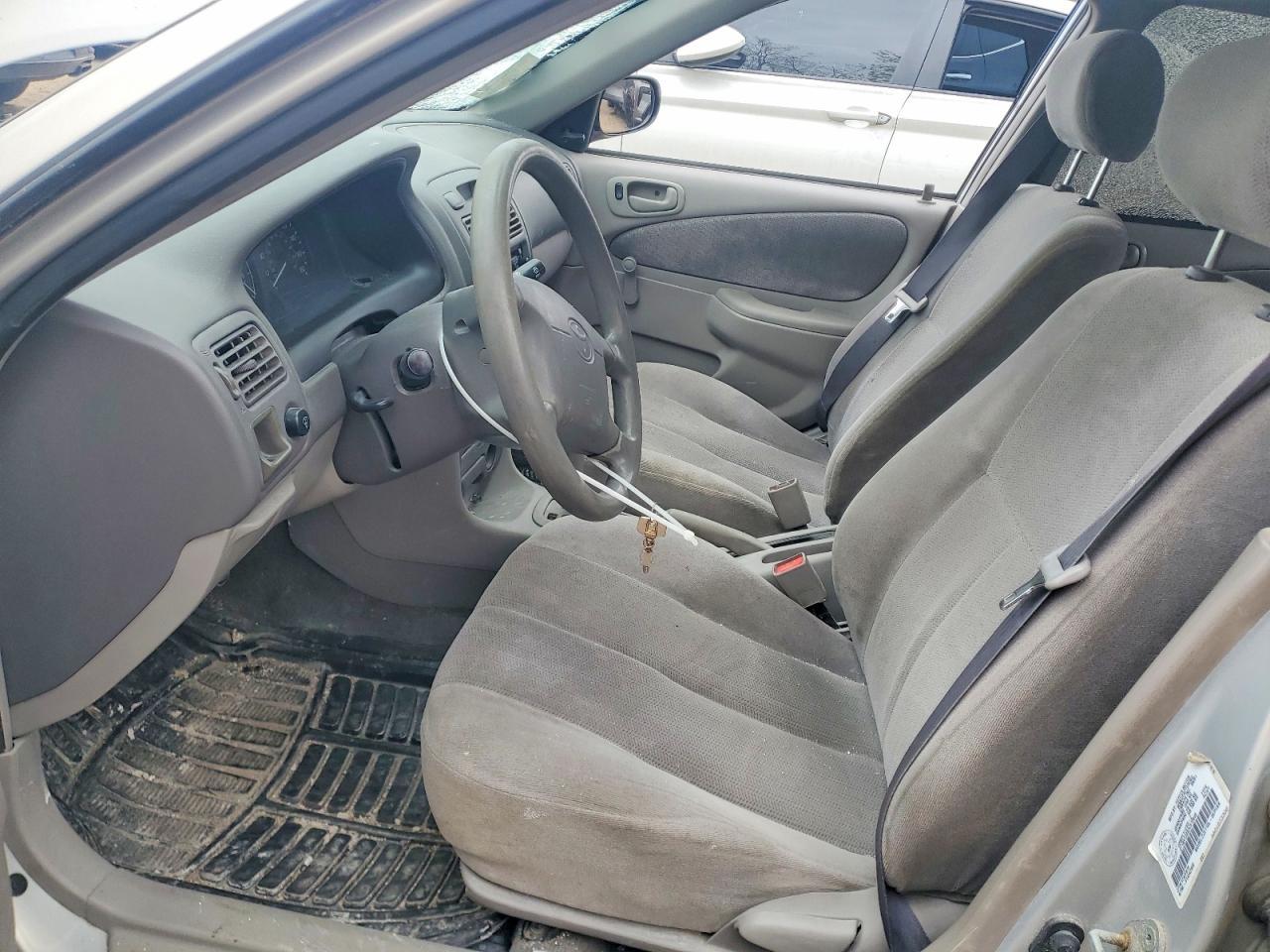 2002 Toyota Corolla Ce - Фото 7
