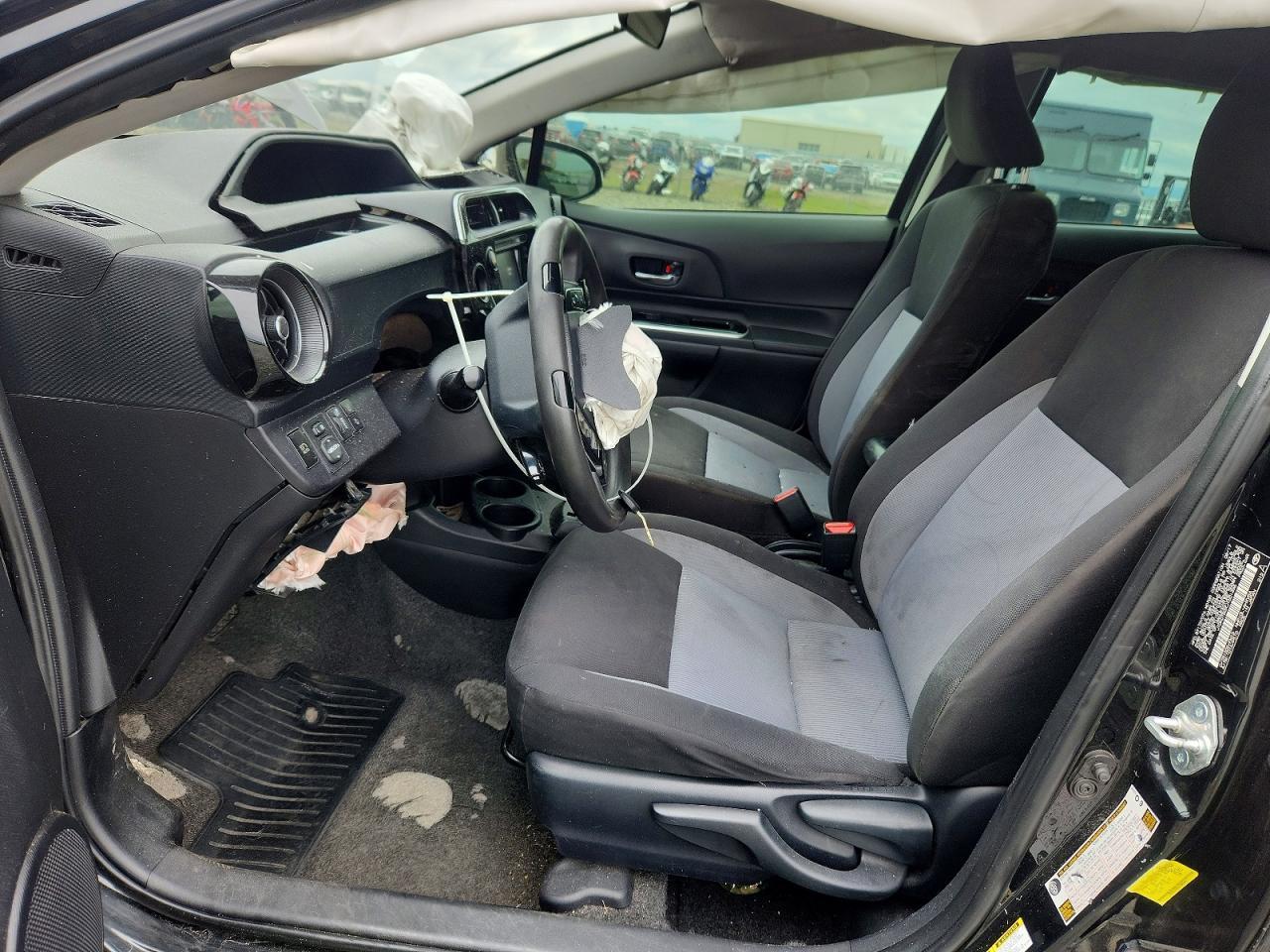 2018 Toyota Prius C Two - Image 7