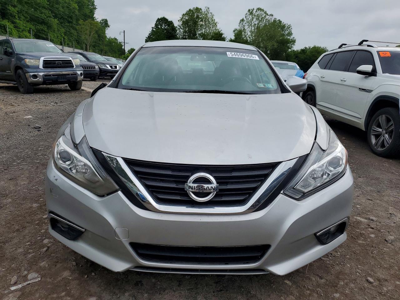 2017 Nissan Altima 2.5 Sv - Image 5