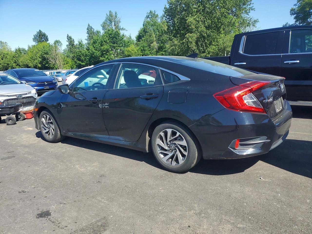 2018 Honda Civic Ex - Image 2