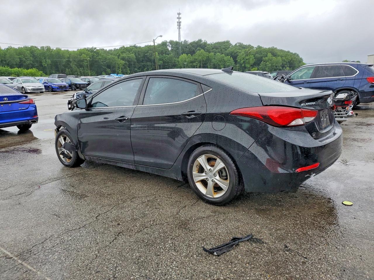 2016 Hyundai Elantra Value Edition - Image 2