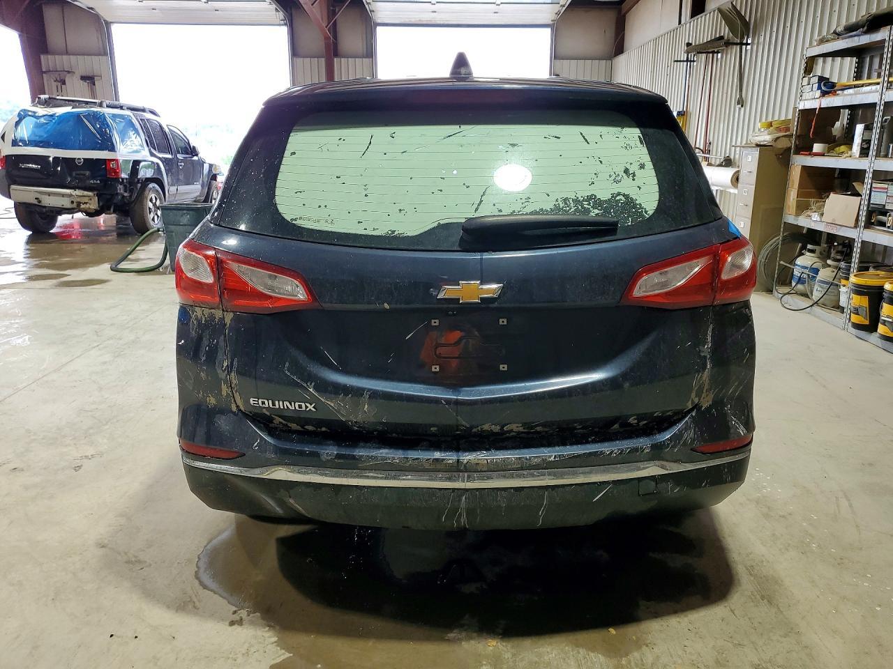 2018 Chevrolet Equinox Ls - Image 6