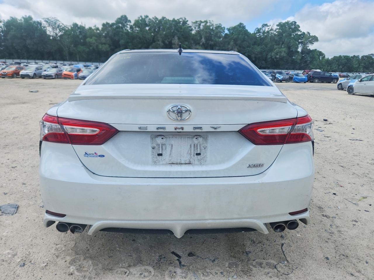 2020 Toyota Camry Xse - Фото 6