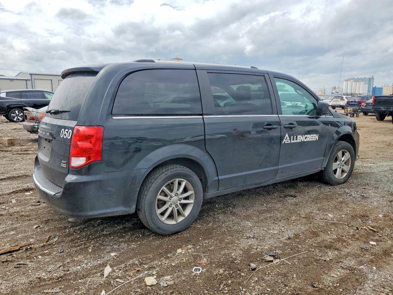 2018 Dodge Grand Caravan Sxt - Фото 3