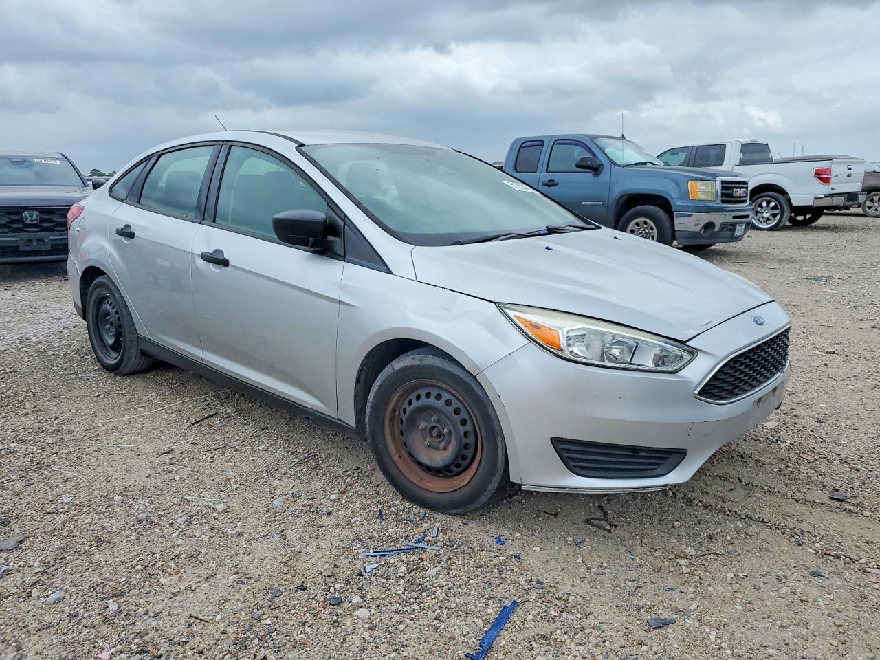 2017 Ford Focus S - Фото 4