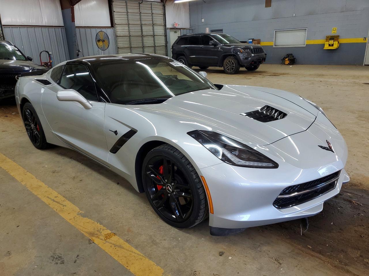 2015 Chevrolet Corvette Stingray 2Lt - Image 4