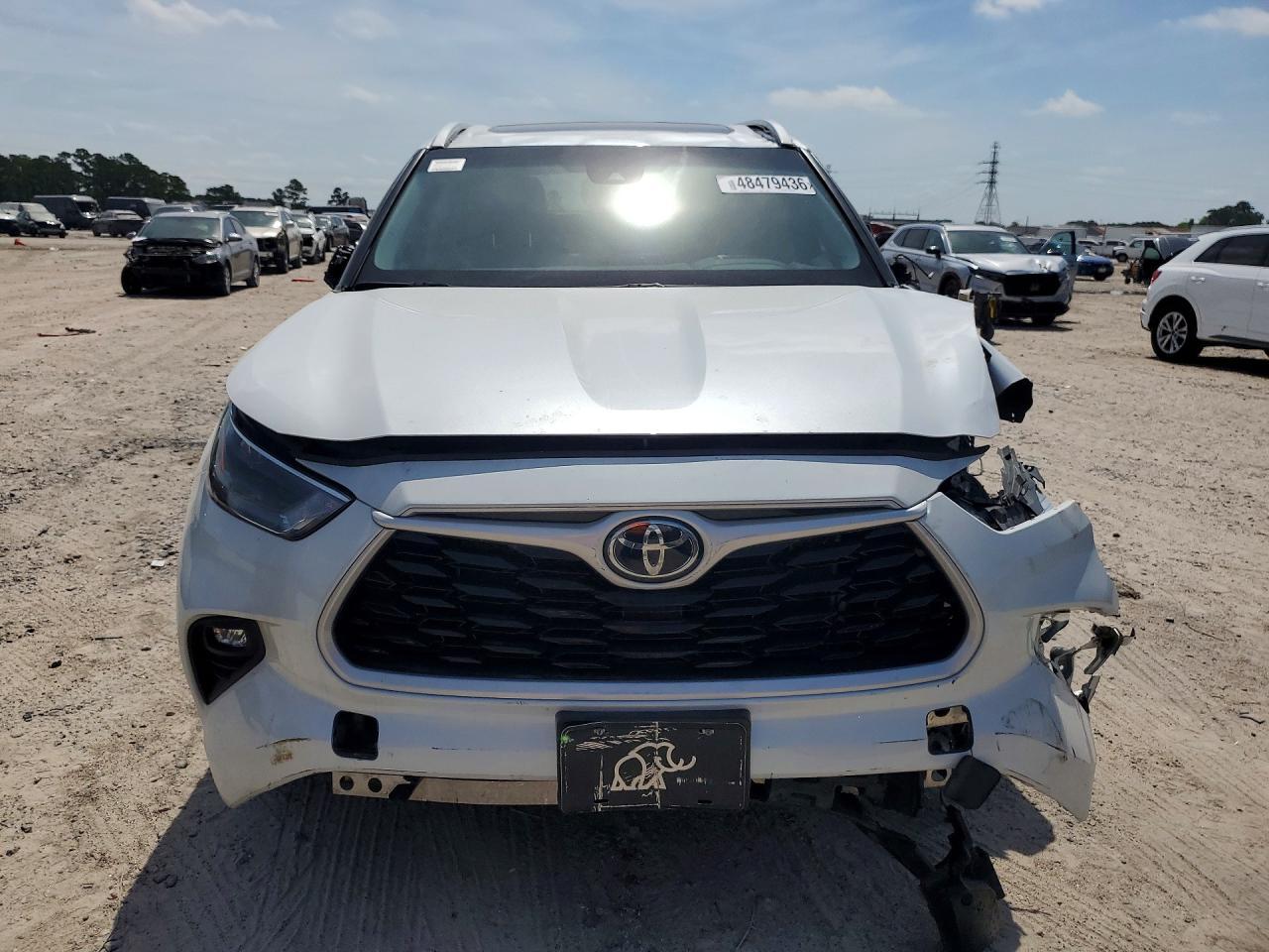 2024 Toyota Highlander Le - Фото 5