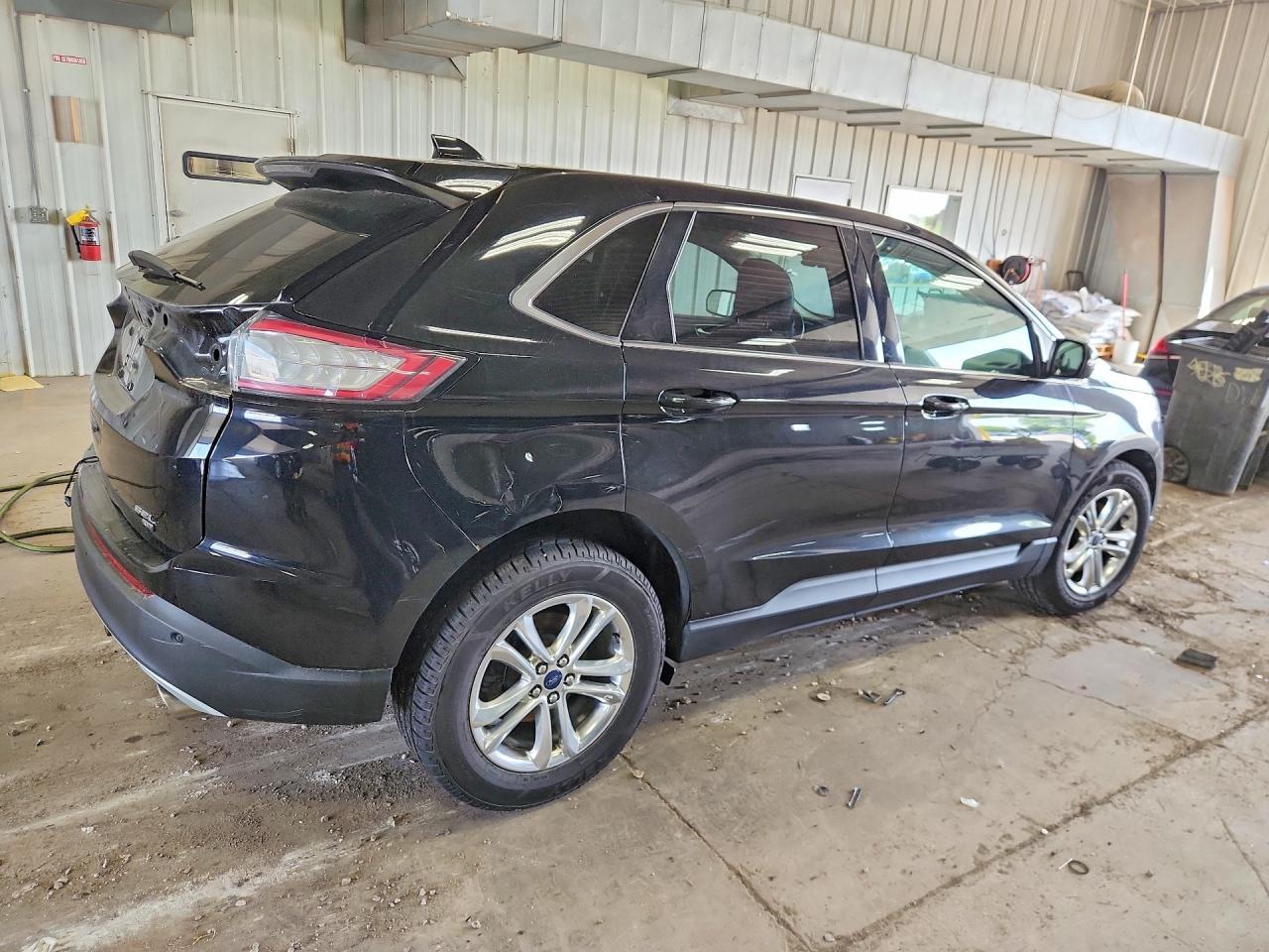 2016 Ford Edge Sel - Image 3