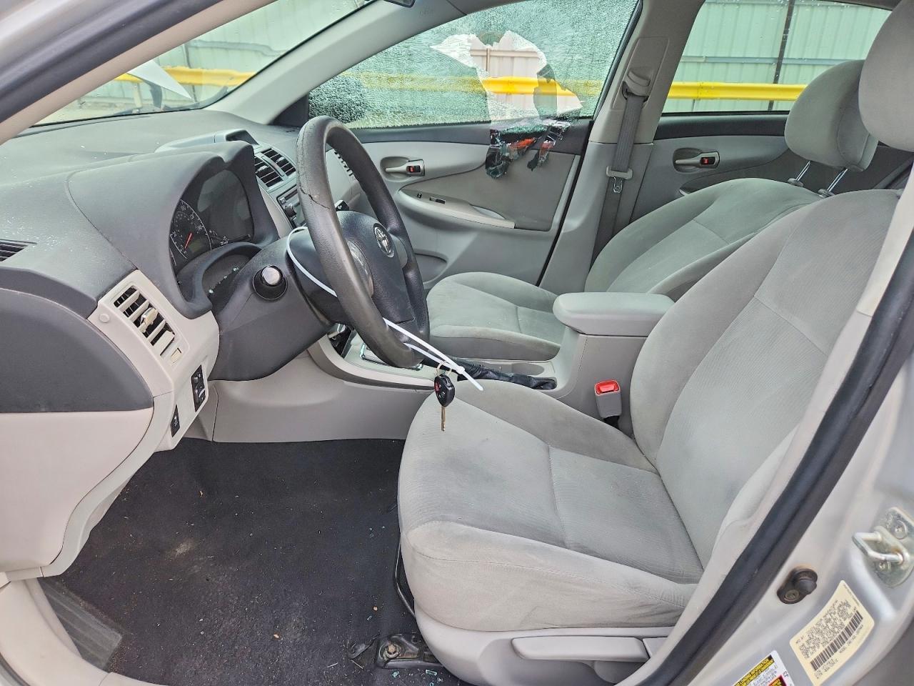 2012 Toyota Corolla Le - Image 7