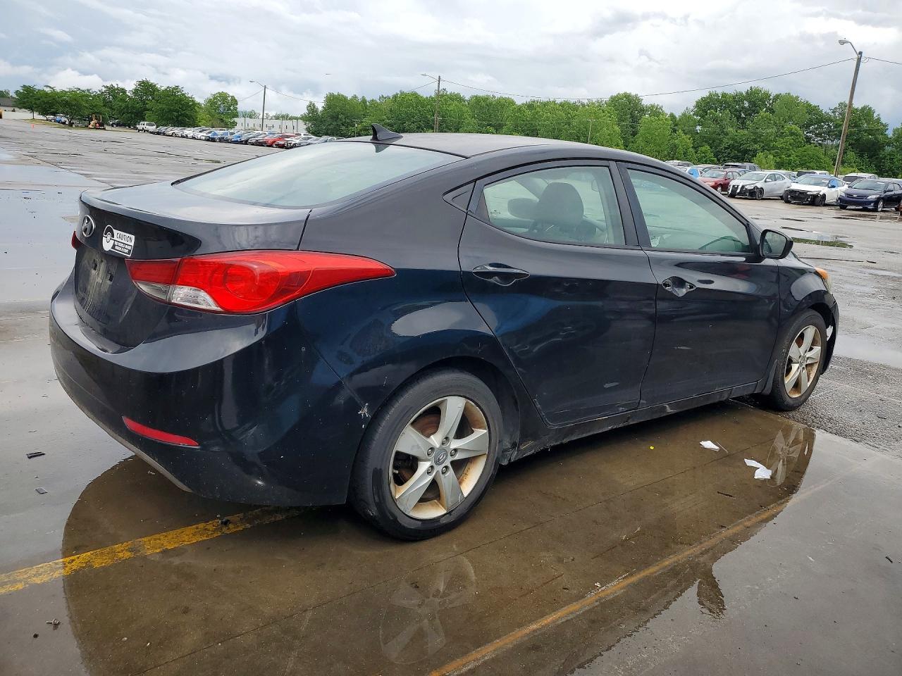 2012 Hyundai Elantra Gls - Image 3