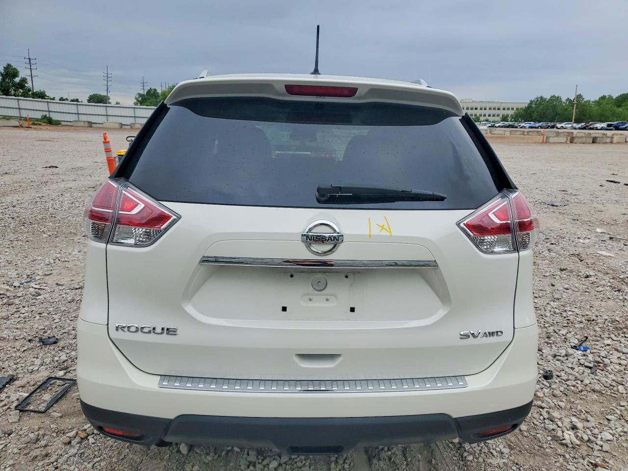 2016 Nissan Rogue Sv - Image 6