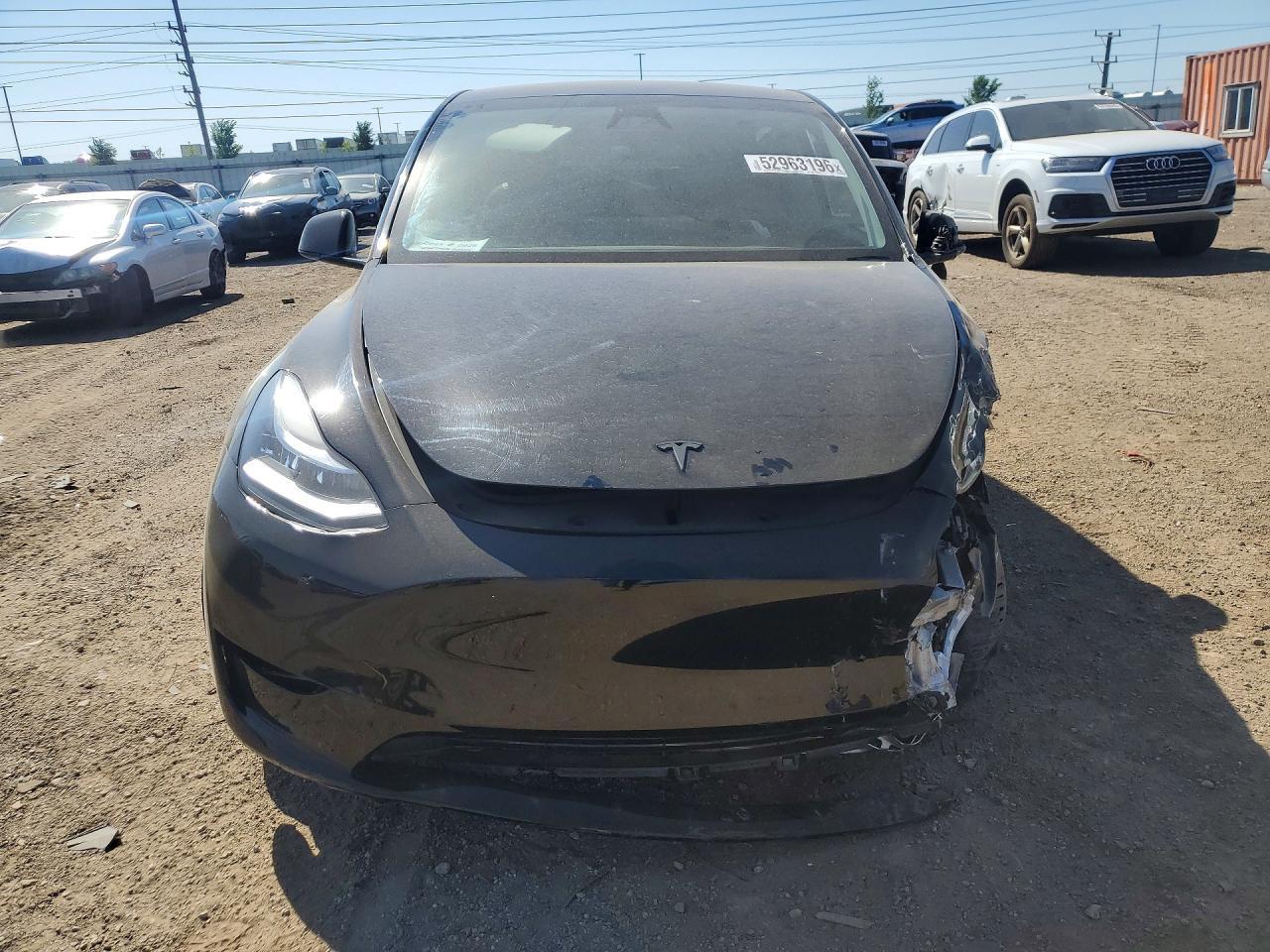 2023 Tesla Model Y - Фото 5
