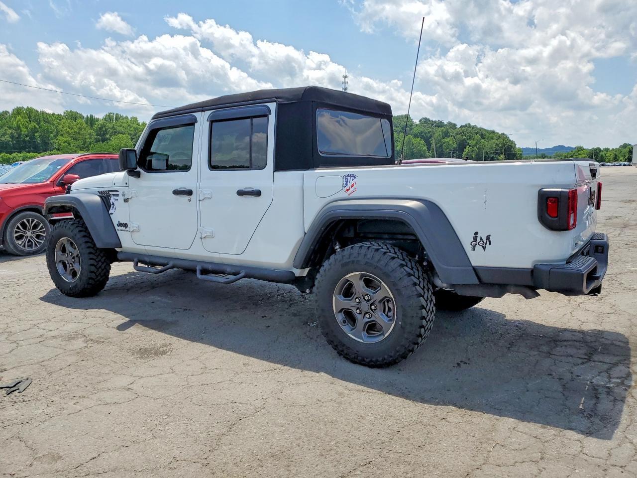 2020 Jeep Gladiator Sport - Image 2