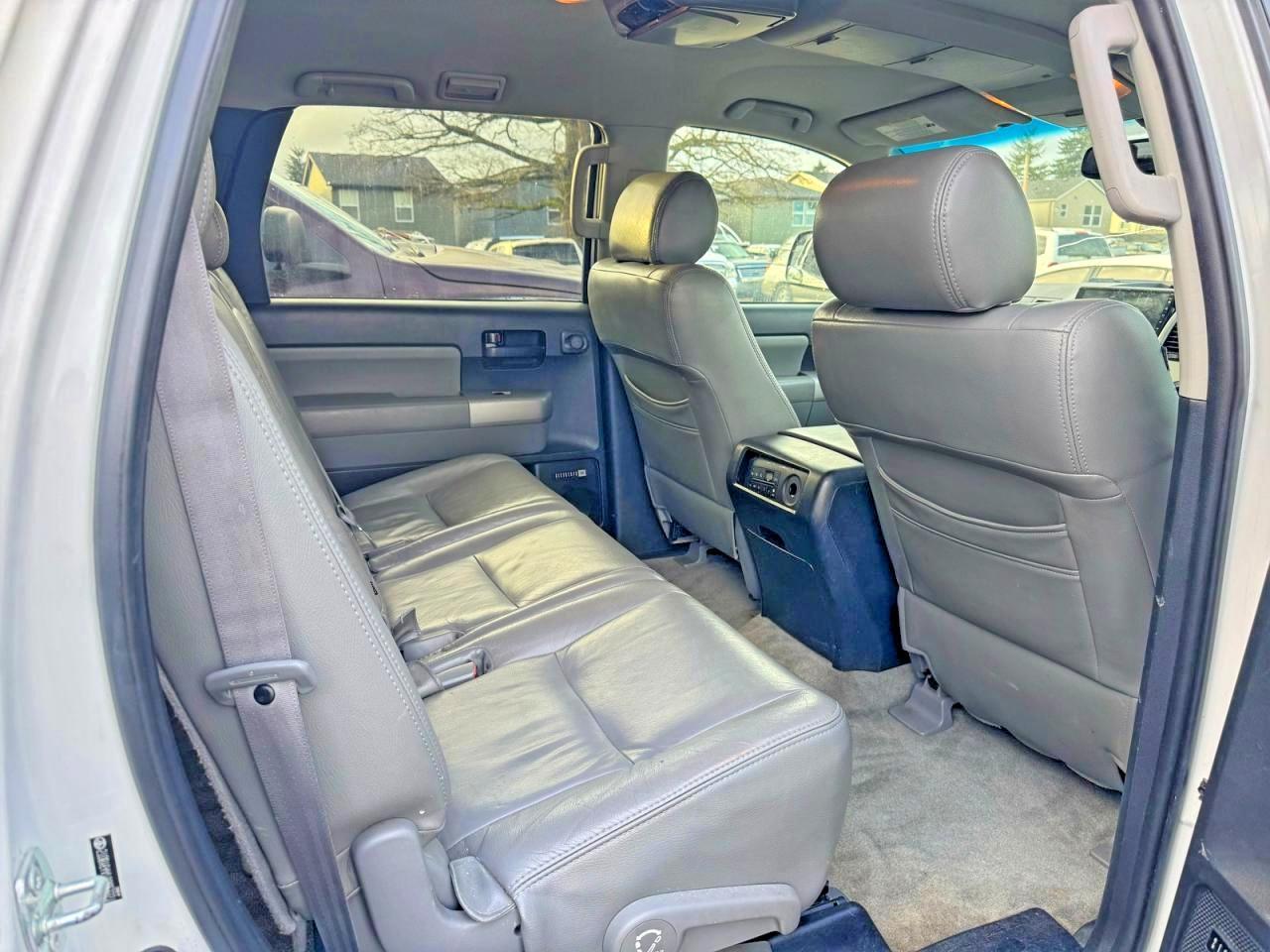 2008 Toyota Sequoia Sr5 - Фото 6