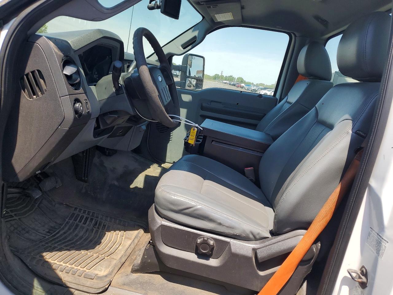 2014 Ford F450 Super Duty - Фото 7
