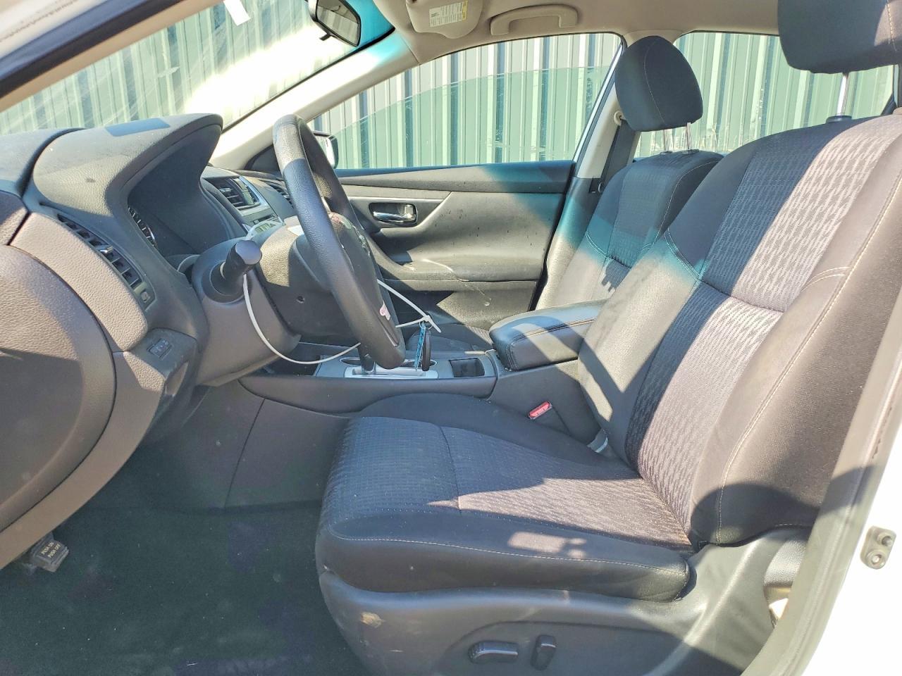 2016 Nissan Altima 2.5 S - Image 7