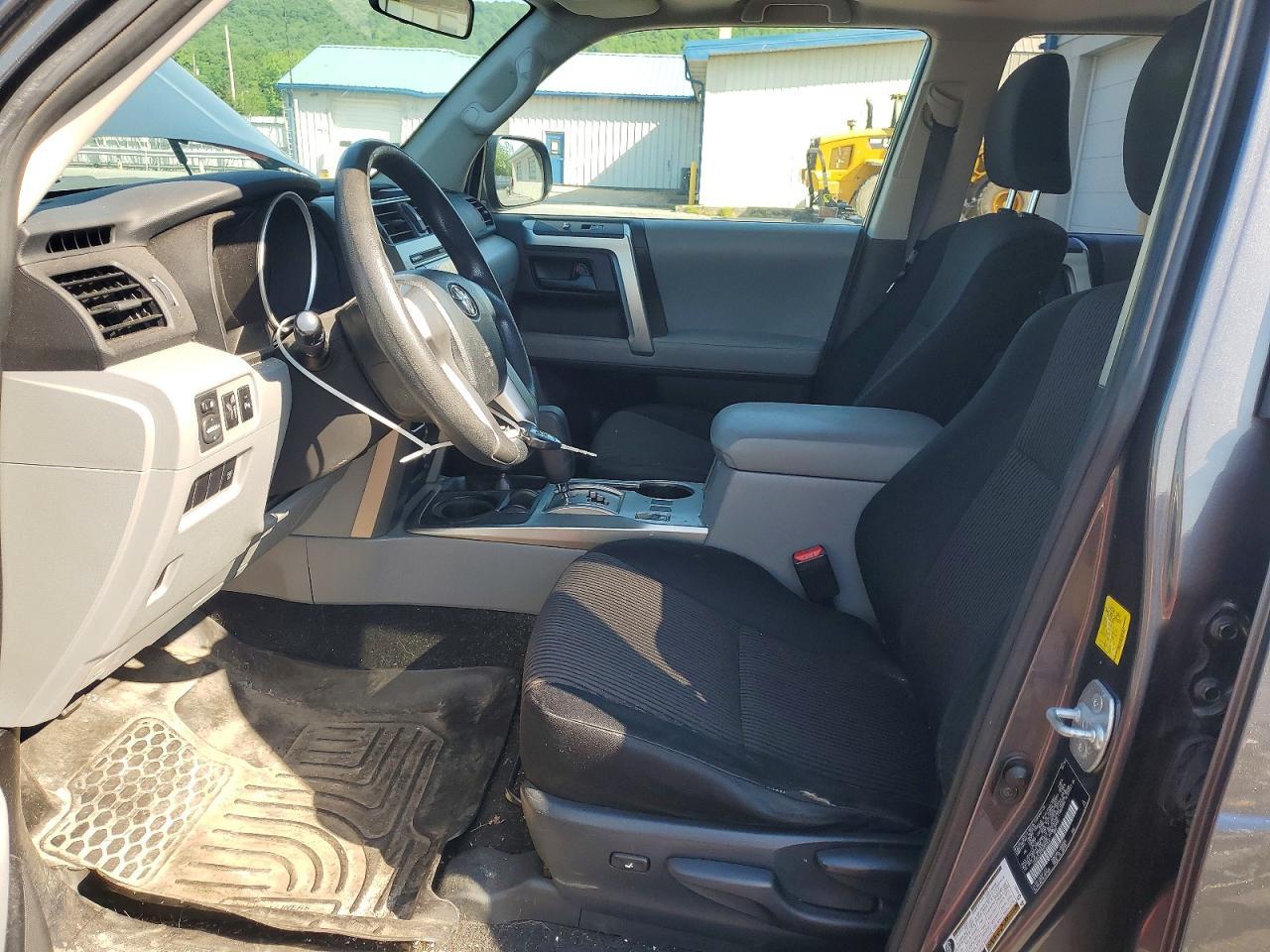 2010 Toyota 4Runner Sr5 - Фото 7