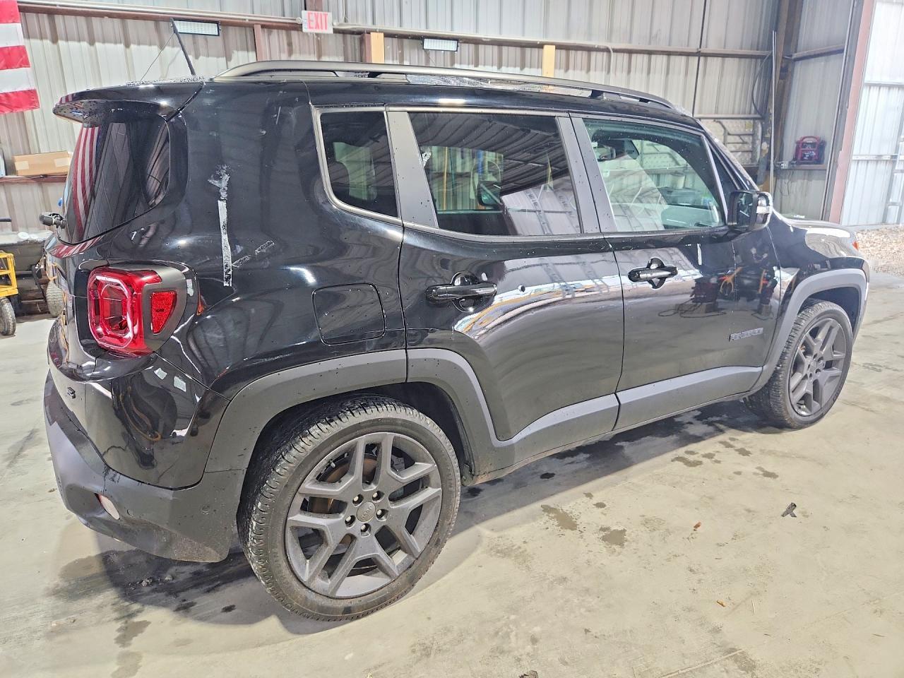 2019 Jeep Renegade - Фото 3