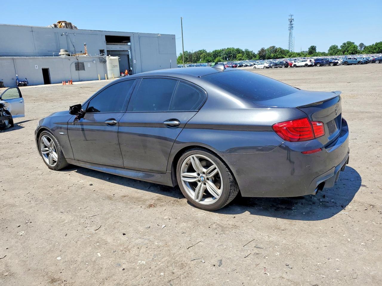 2013 BMW 535 Xi - Фото 2