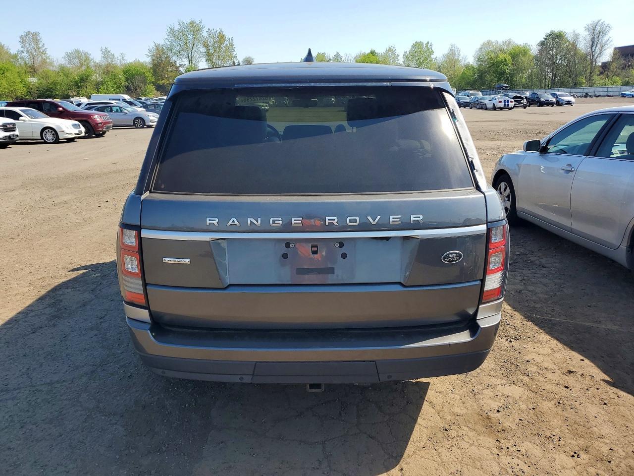 2017 Land Rover Range Rover Supercharged - Image 6