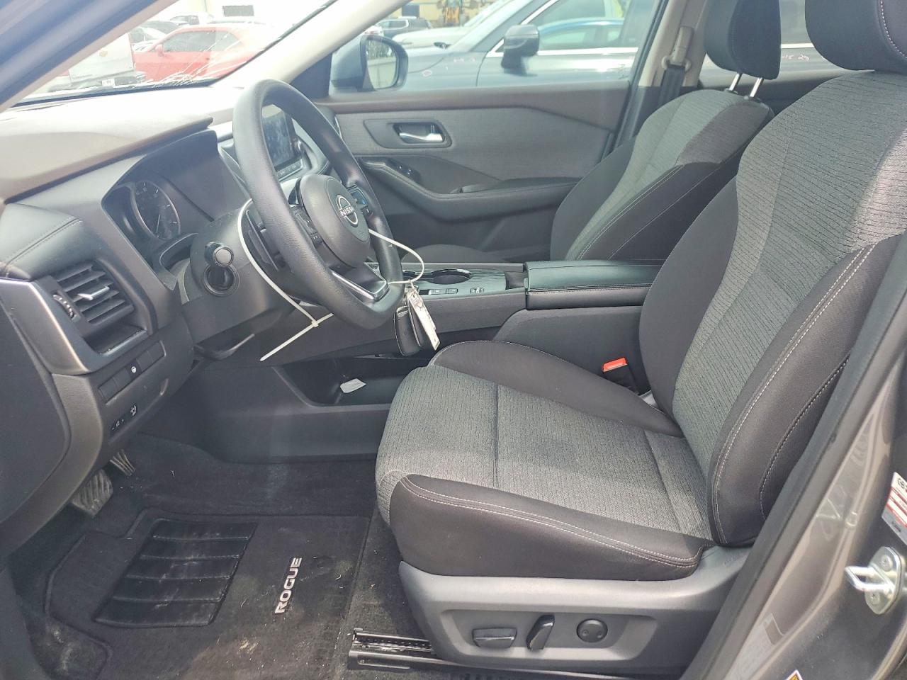 2023 Nissan Rogue Sv - Image 7