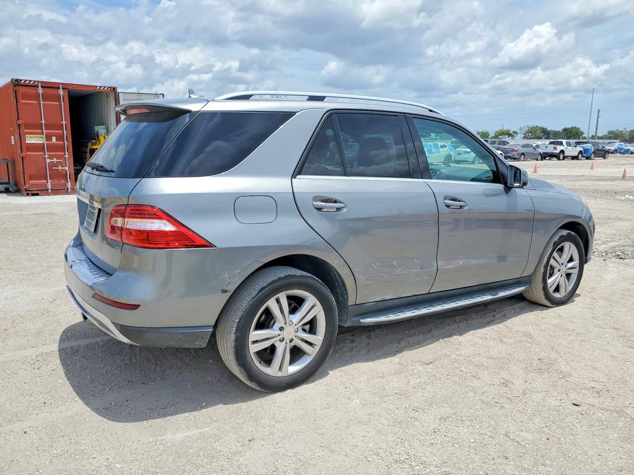 2013 Mercedes-Benz Ml 350 - Image 3
