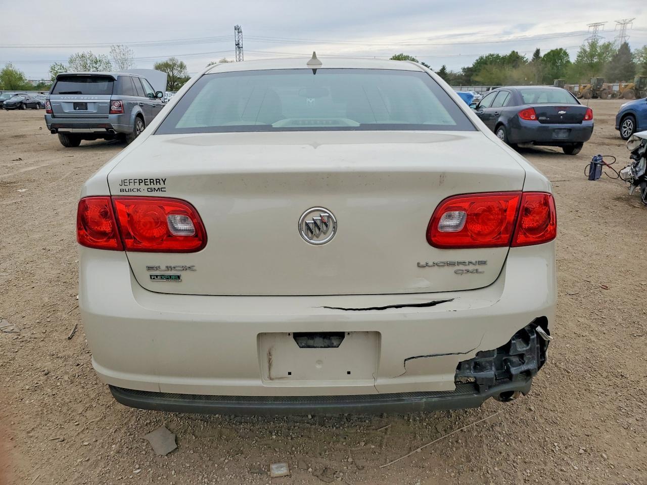 2011 Buick Lucerne Cxl - Фото 6