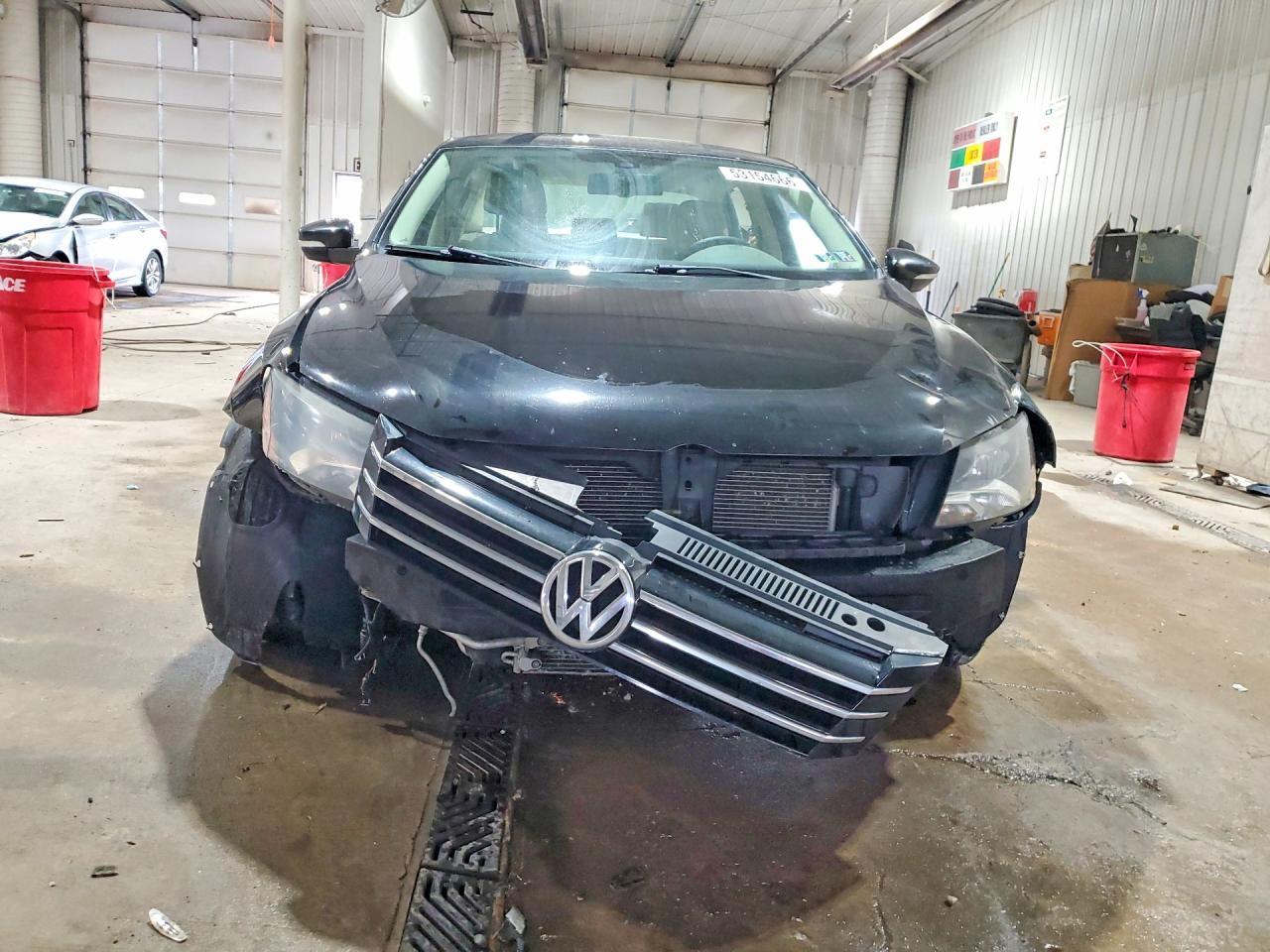 2012 Volkswagen Passat Se - Image 5