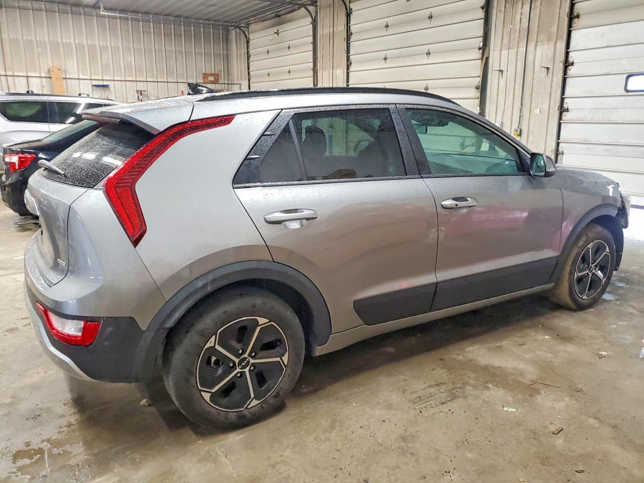 2025 Kia Niro Ex - Фото 3