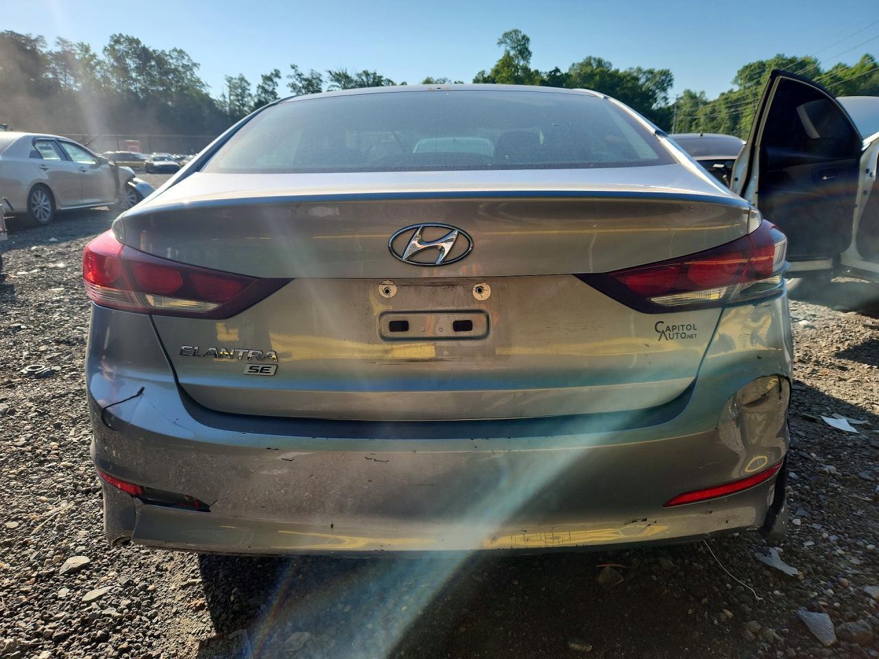 2017 Hyundai Elantra Se - Фото 6