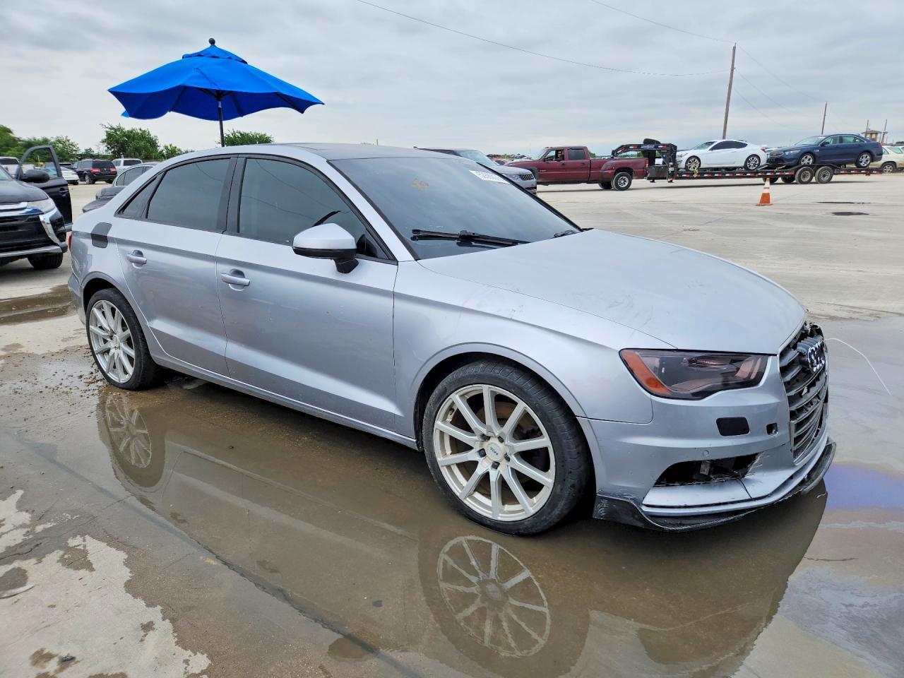 2015 Audi A3 Premium - Image 4