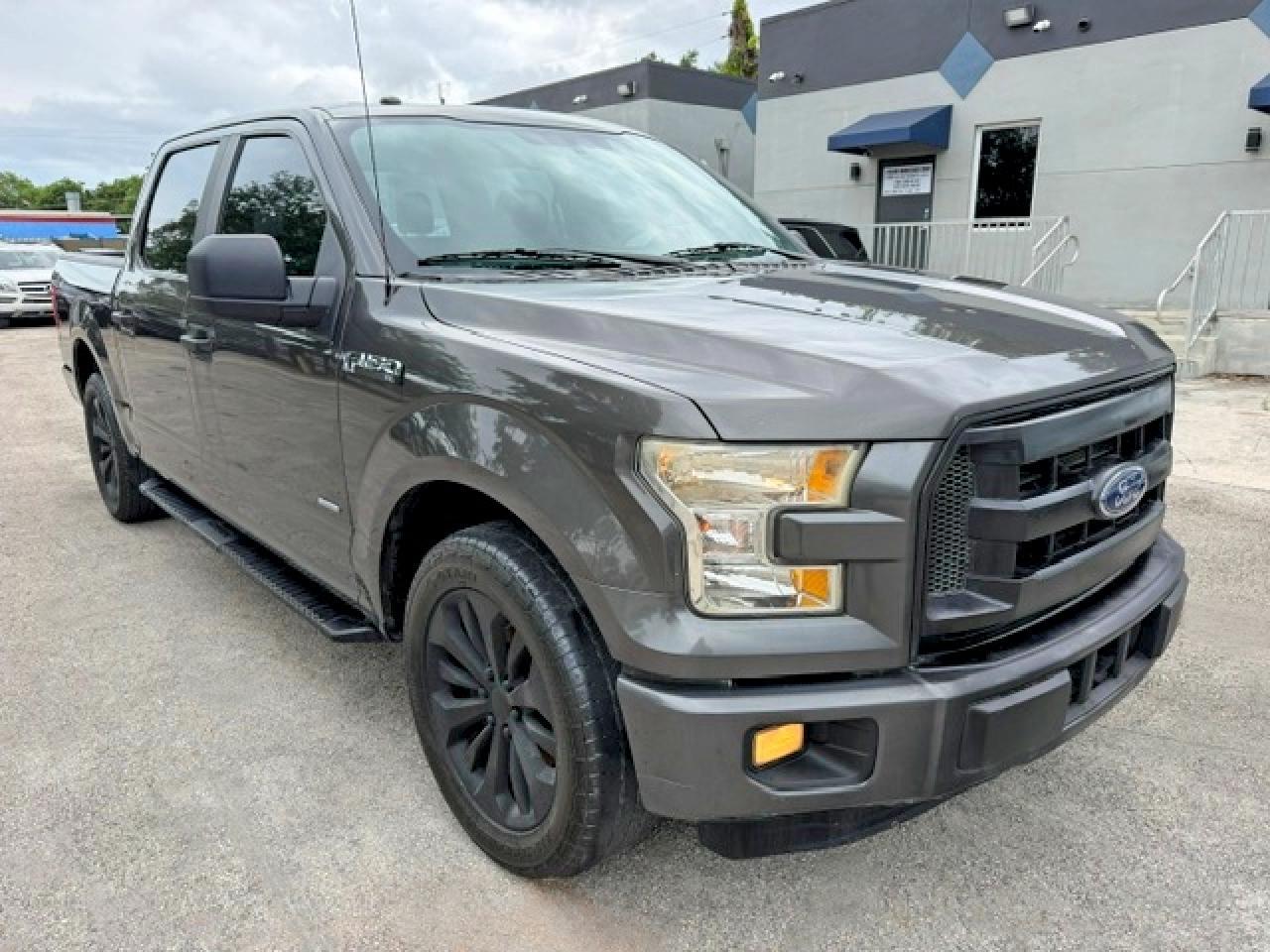 2016 Ford F150 Supercrew - Фото 4