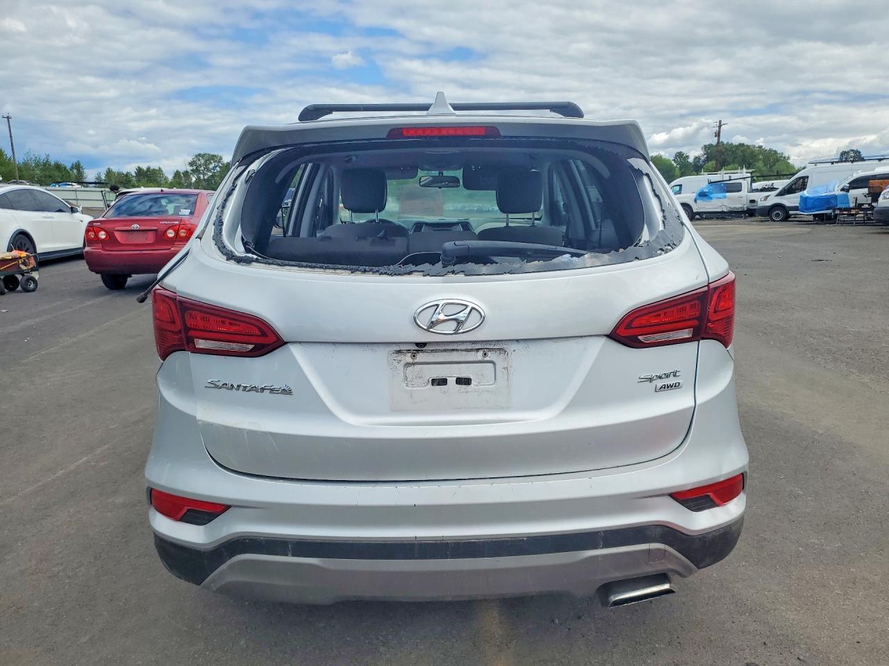 2017 Hyundai Santa Fe Sport 2.4L - Image 6