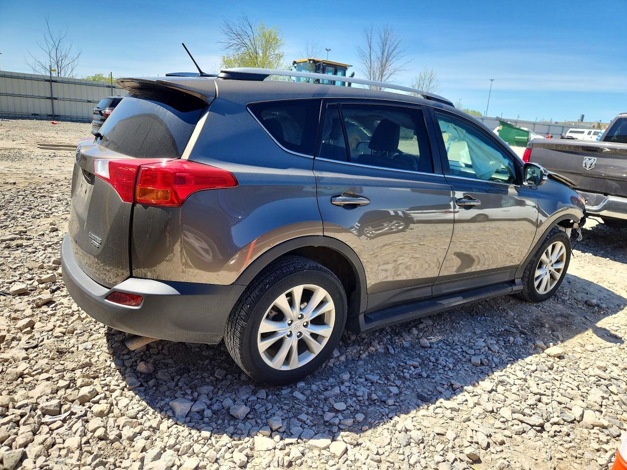 2015 Toyota Rav4 Limited - Image 3